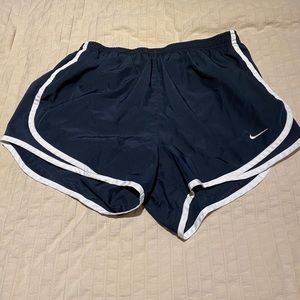 Black/white Nike shorts